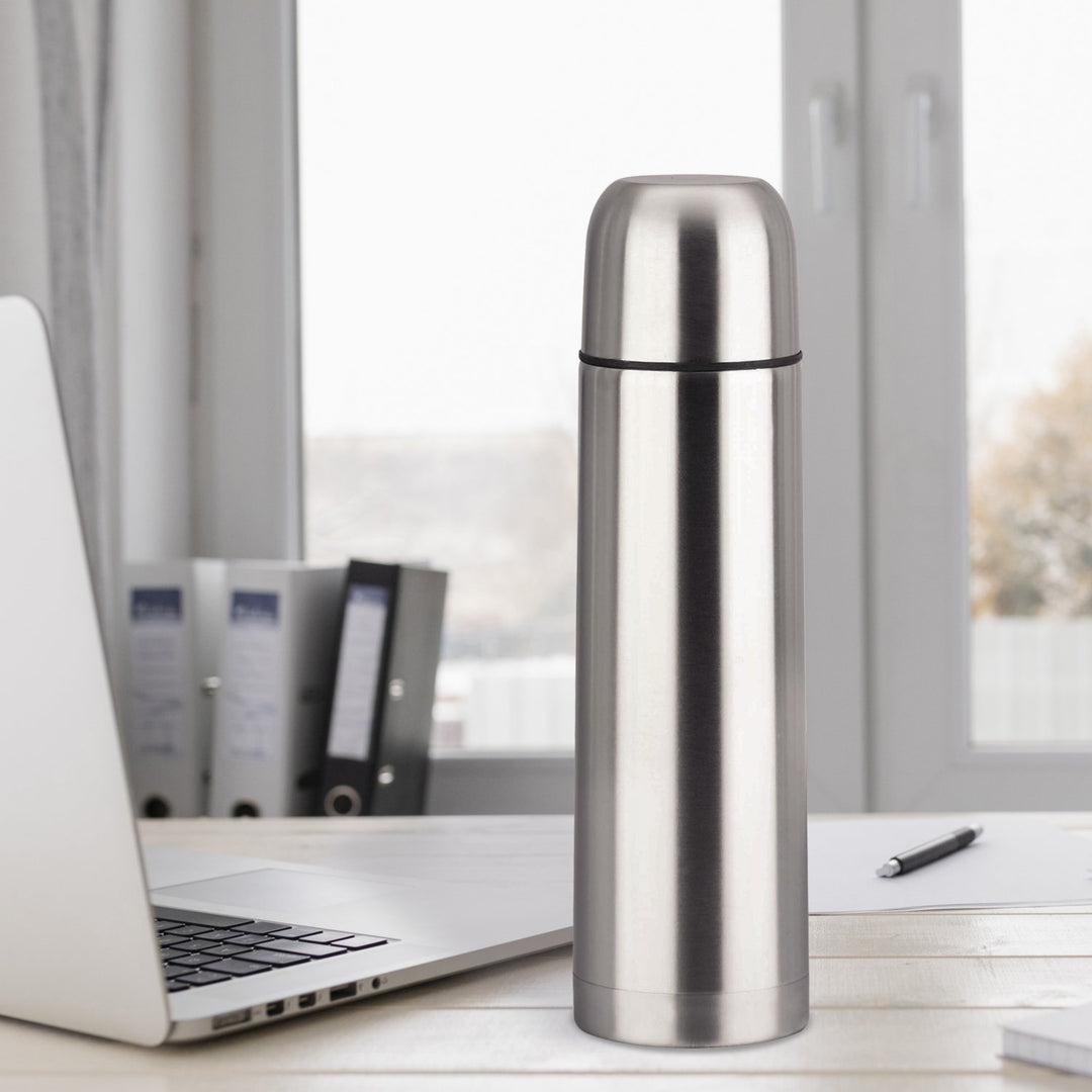 Stainless steel thermos flask with drinking cup and carrying bag for hot or cold drinks (750ml)