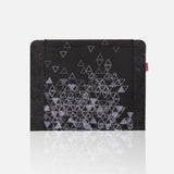 Laptop sleeve for an 11-inch notebook, made of eco-friendly felt, with a "Triangle" print design
