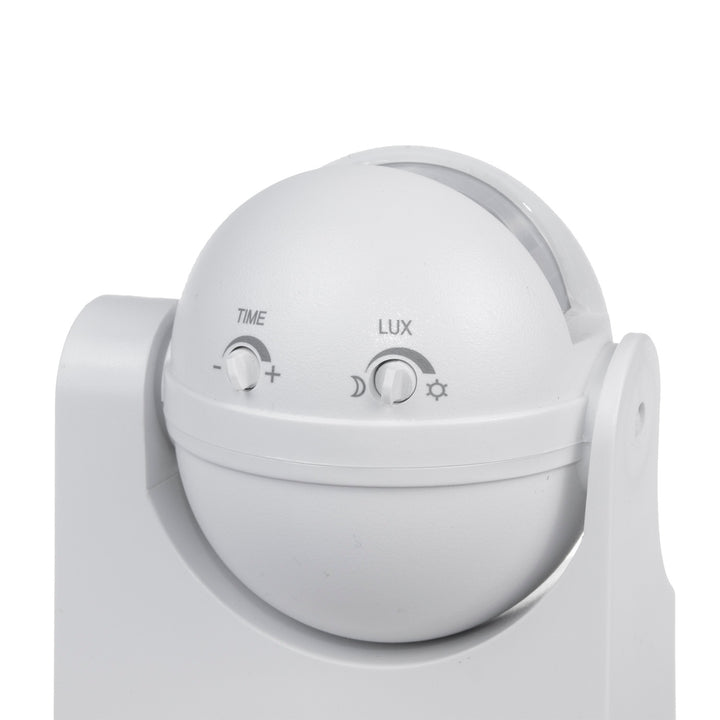 Maclean MCE358 W Occupancy PIR Motion Sensor Dusk-to-Dawn Infrared Detector IP44, White, Range 12m, Angle 180°, max load 800 / 1200W,