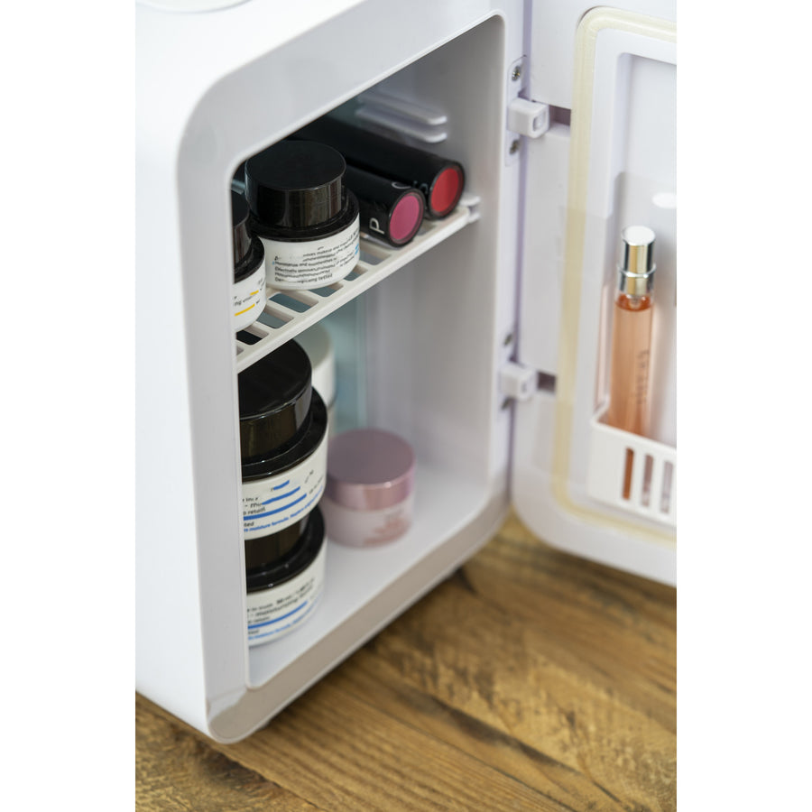 Adler AD 8085 Mini portable refrigerator with mirror 4L  - cools and heats