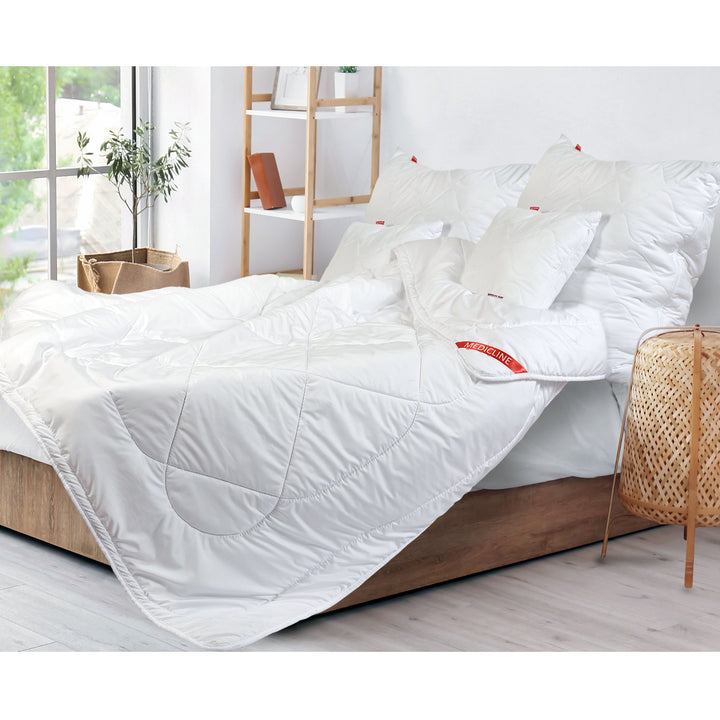 All year round quilt, microfiber white thread quilted 140 x 200 cm