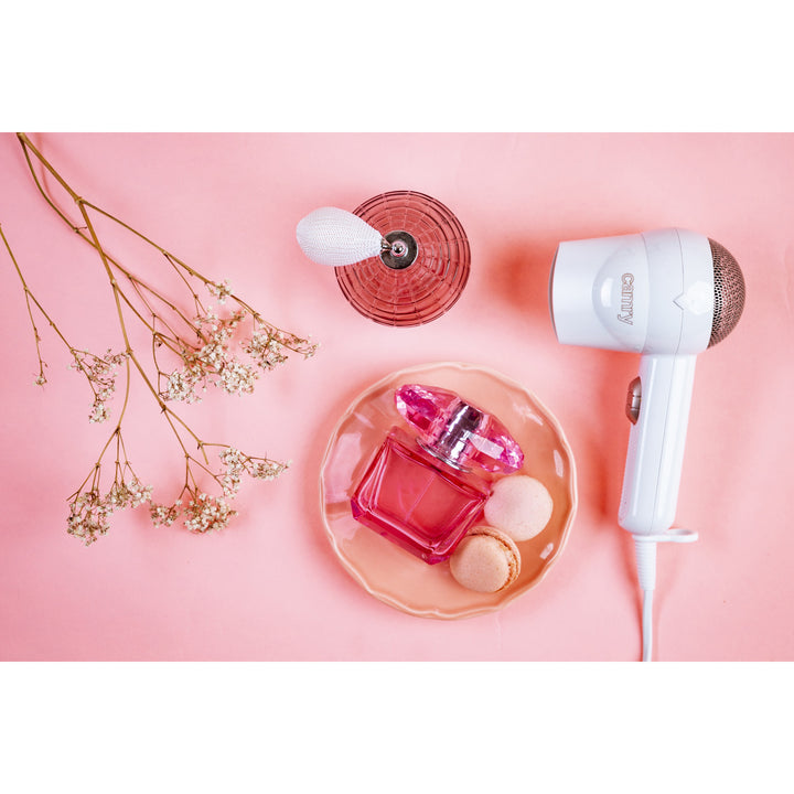 Triomadóir Gruaige Taistil Camry CR 2257 2 Leibhéal Cumhachta Éadrom, Áisiúil do Thurasóirí 1400W