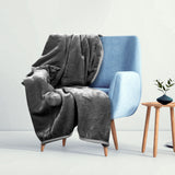 Thick and soft Medicline blanket, made of high-quality smooth polyester, in an elegant gray color, size 160x200 cm.