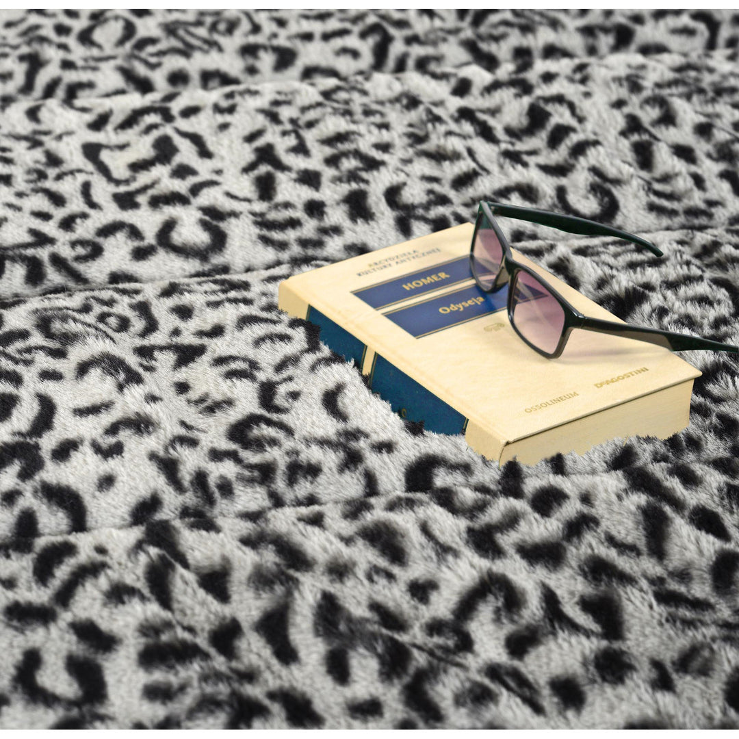 Cairpéad pluise, fionnadh coinín bréige, neamh-shleamhain, 120 x 160 cm, patrún Sibéireach, DYWRAB120/160SYB